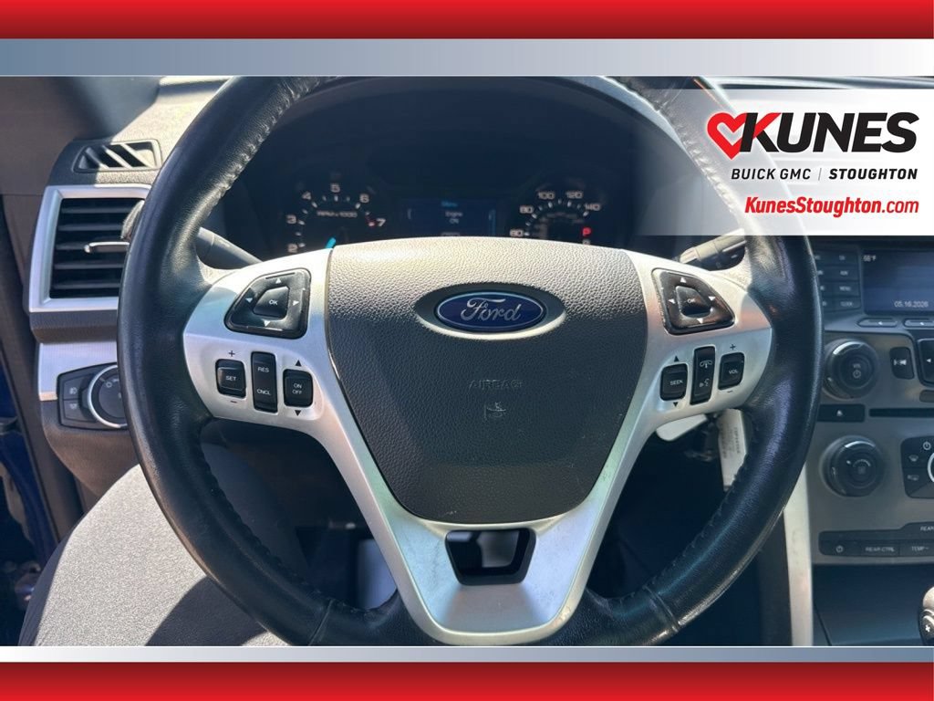 Used 2015 Ford Explorer XLT AWD/4WD image 24
