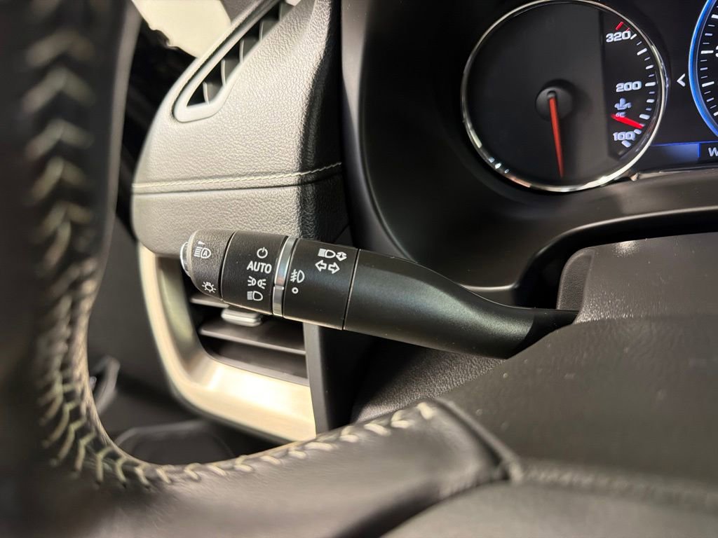 Used 2022 GMC Terrain Denali w/ LPO, Floor Liner Package AWD/4WD image 19