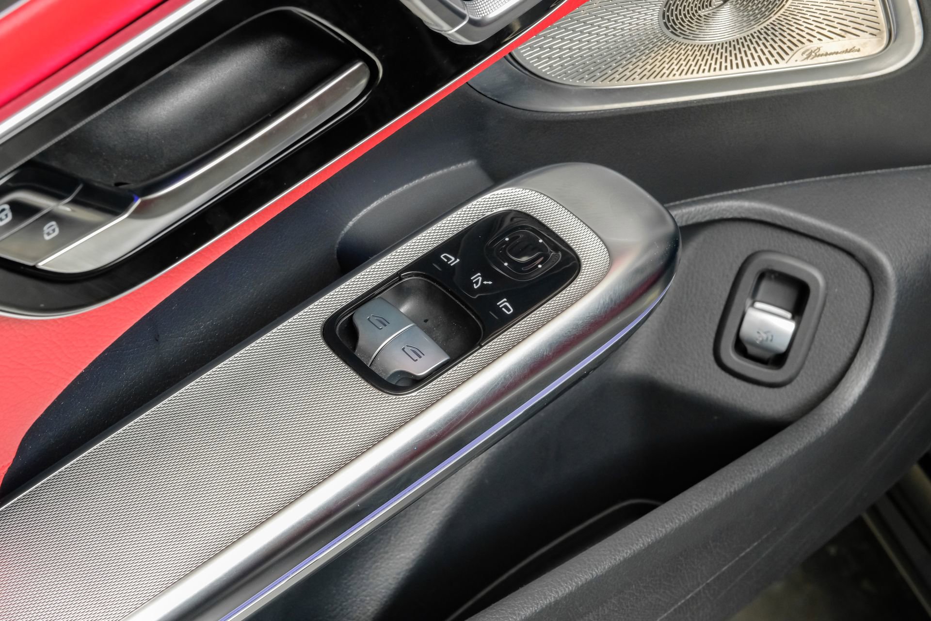 Used 2024 Mercedes-Benz CLE 300 4MATIC Coupe image 34