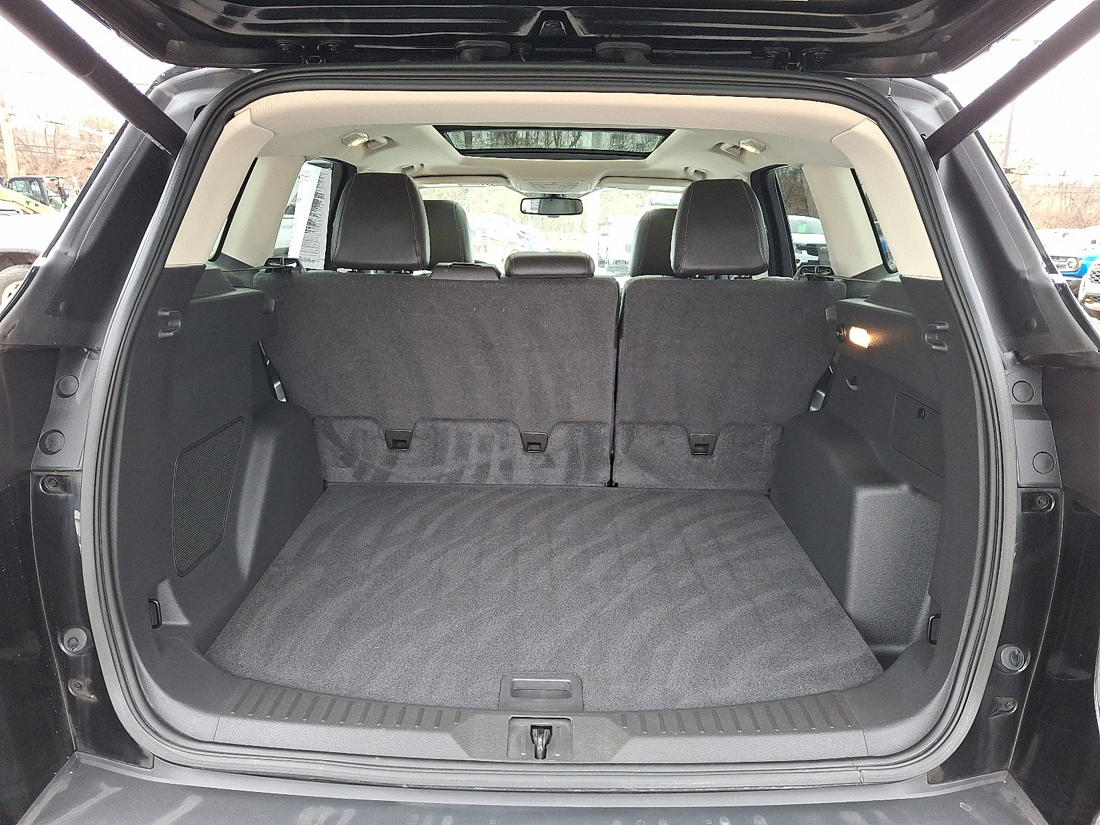 Used 2016 Ford Escape Titanium image 28