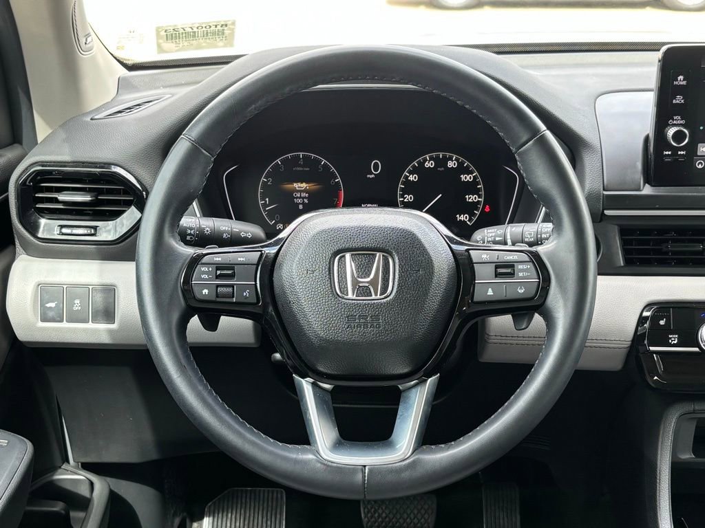 Used 2025 Honda Pilot Touring image 19
