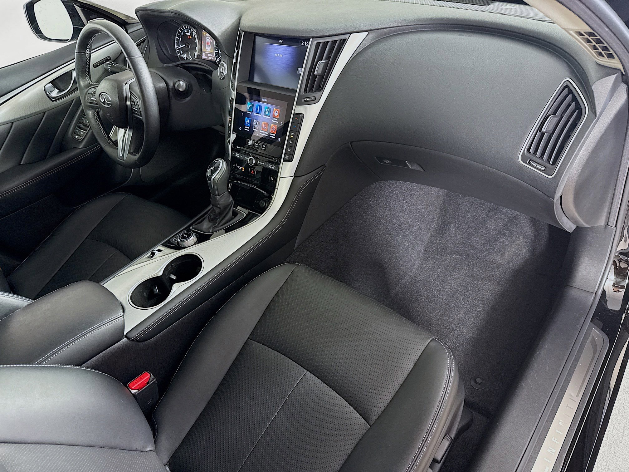 Used 2023 INFINITI Q50 Luxe w/ Cargo Package AWD/4WD image 36