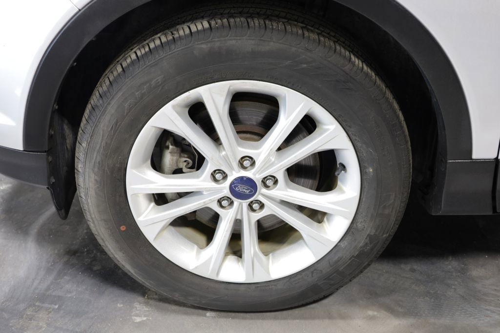 Used 2017 Ford Escape SE AWD/4WD image 31