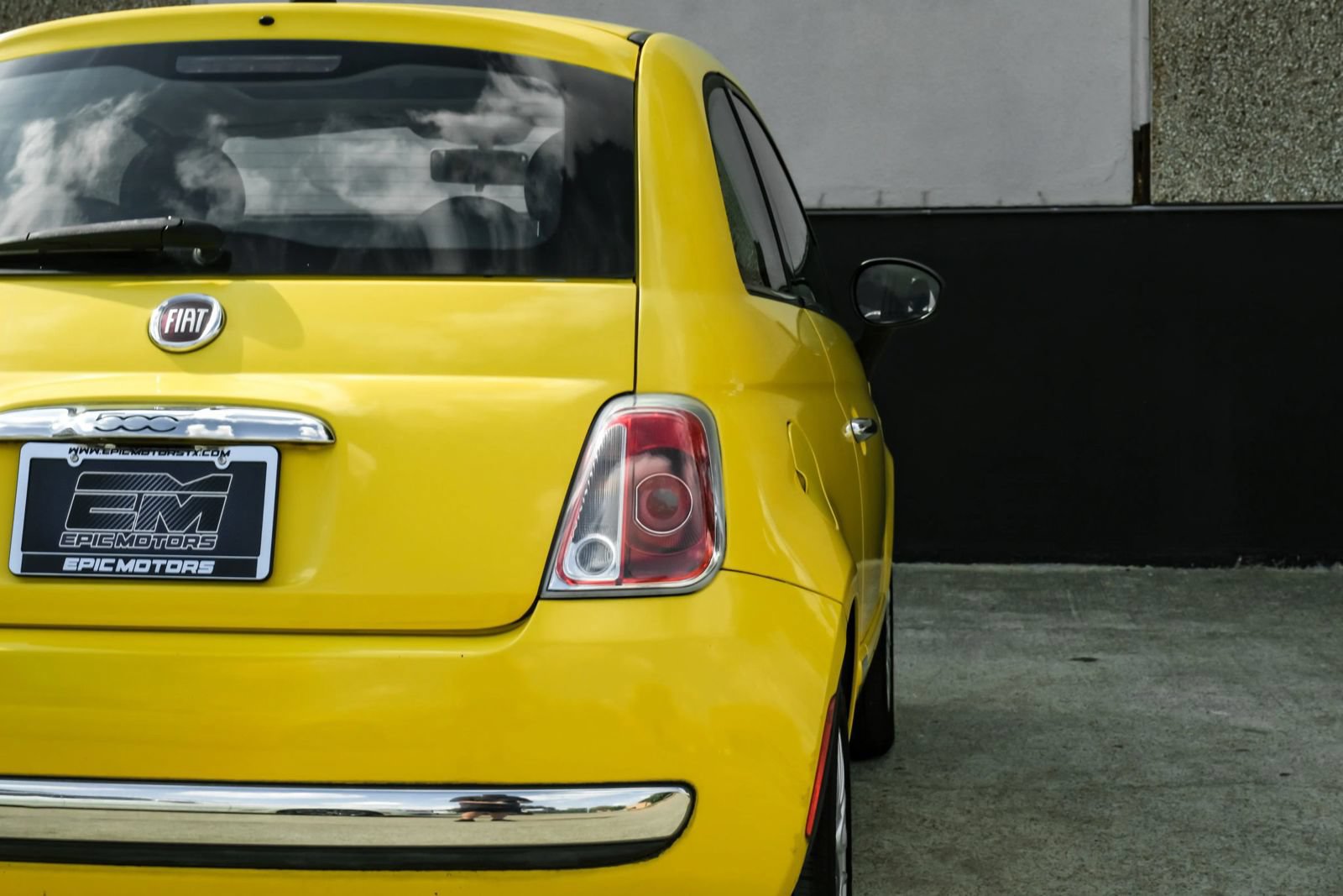Used 2012 FIAT 500 Lounge FWD image 35