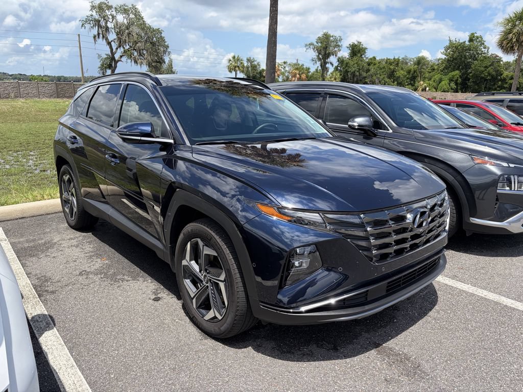 Used 2024 Hyundai Tucson Limited AWD/4WD image 2