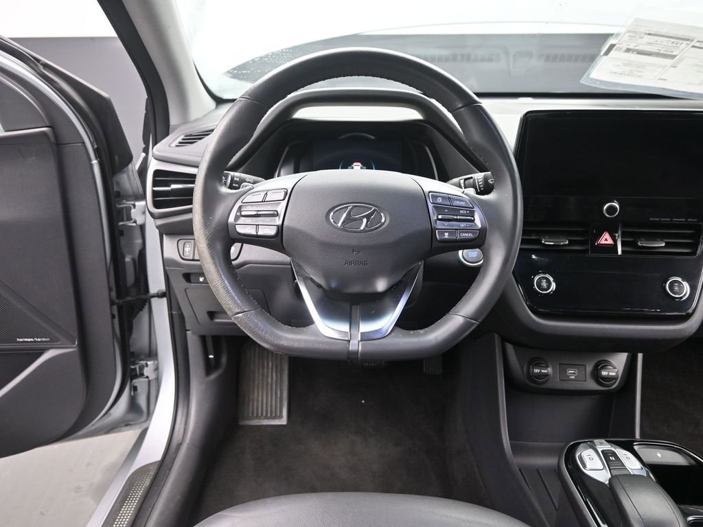 Used 2021 Hyundai Ioniq Limited image 27