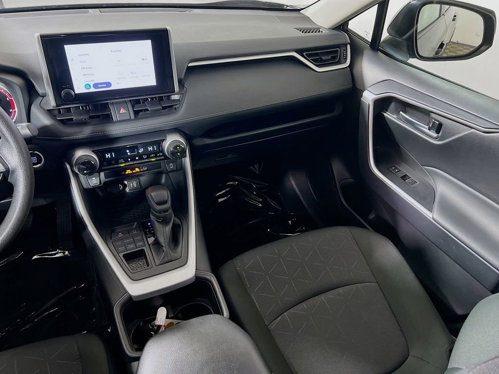 Certified 2025 Toyota RAV4 XLE AWD/4WD image 21