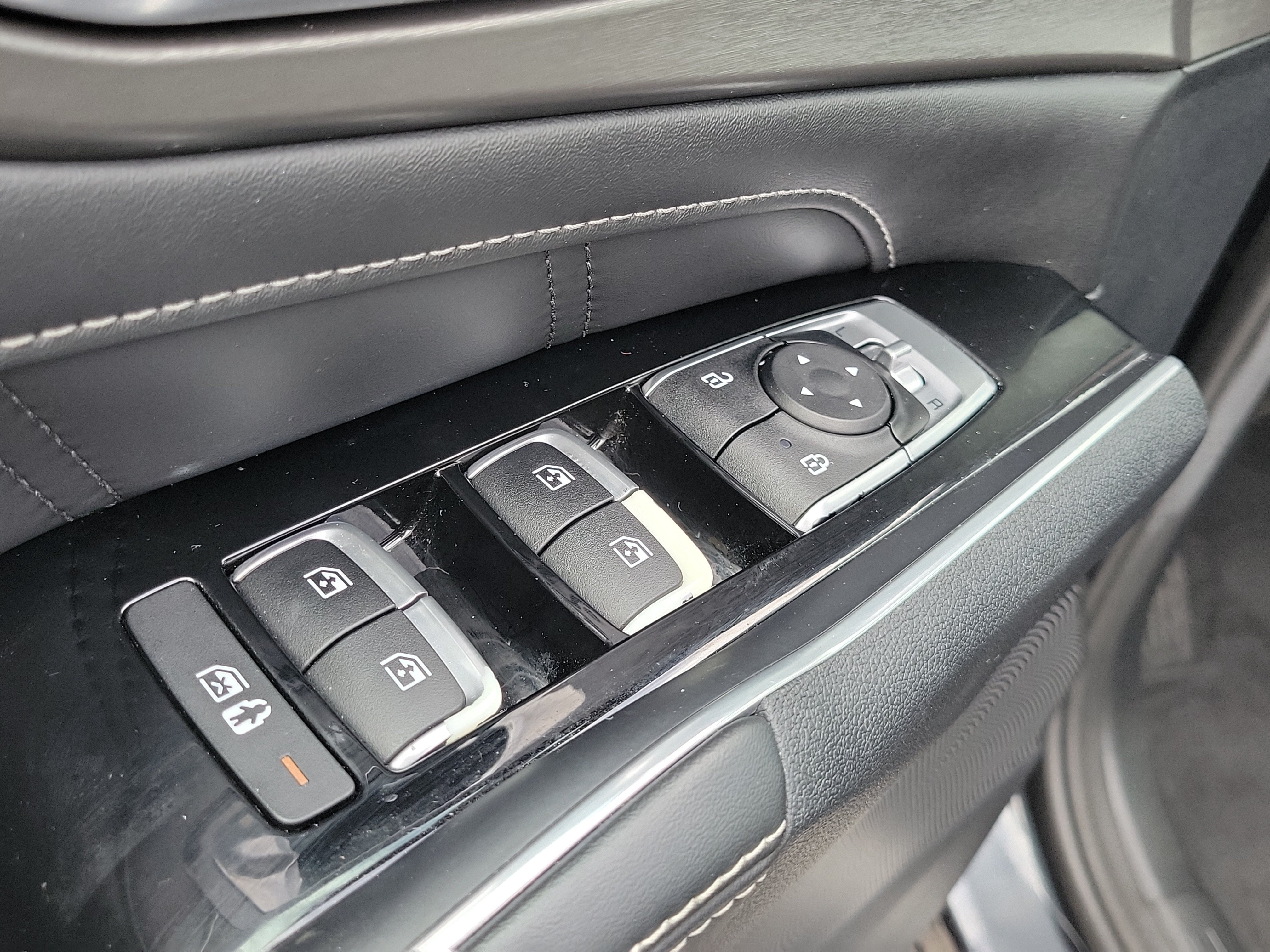 Used 2022 Kia Sorento SX FWD image 18