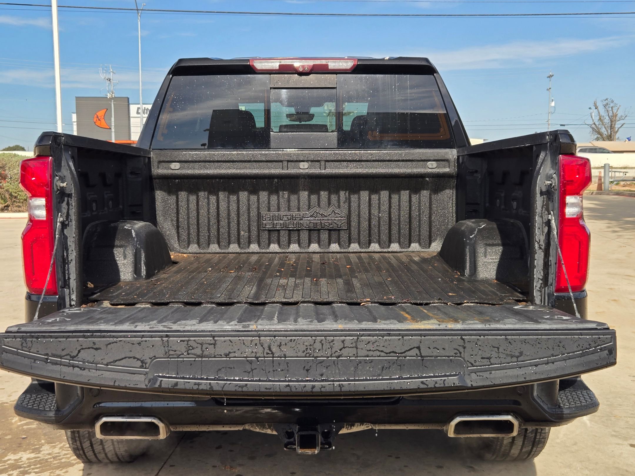 Used 2021 Chevrolet Silverado 1500 High Country w/ Technology Package image 25