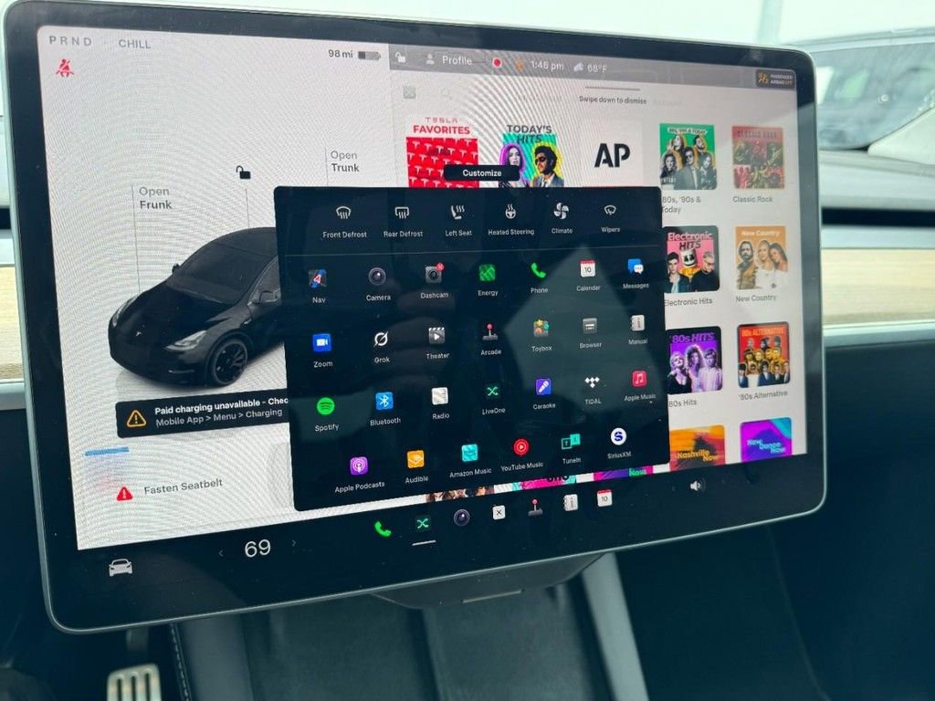 Used 2024 Tesla Model Y Performance image 24