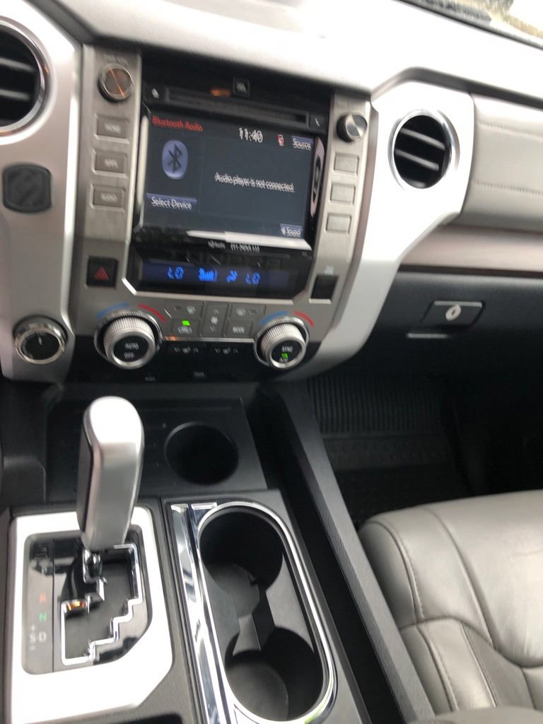 Used 2018 Toyota Tundra Limited w/ Limited Premium Package AWD/4WD image 31
