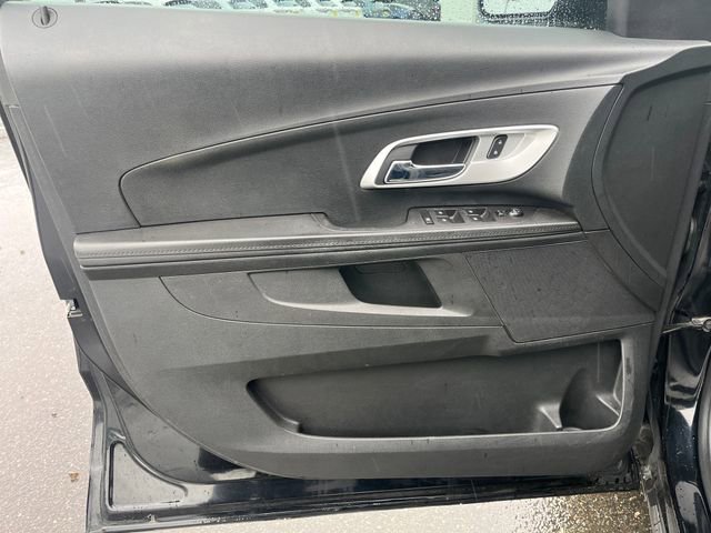 Used 2017 Chevrolet Equinox LT w/ Convenience Package AWD/4WD image 16