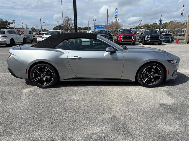 Used 2024 Ford Mustang Premium image 7