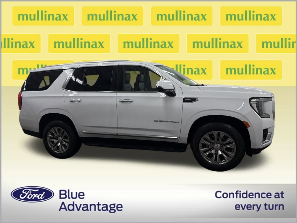 Used 2023 GMC Yukon Denali image 2
