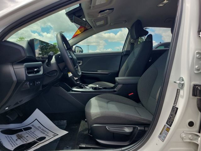 Used 2025 Kia K4 FWD image 14