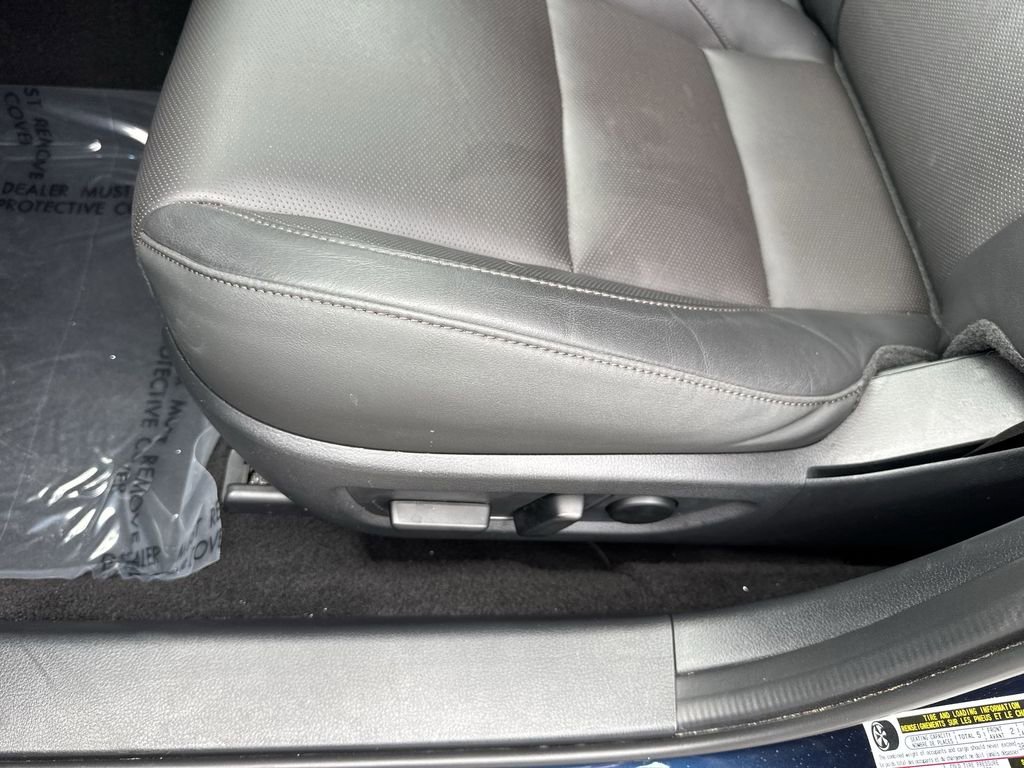 Used 2023 MAZDA CX-30 AWD 2.5 S w/ Premium Package image 41