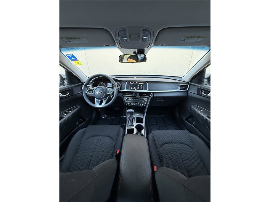 Used 2020 Kia Optima LX image 17
