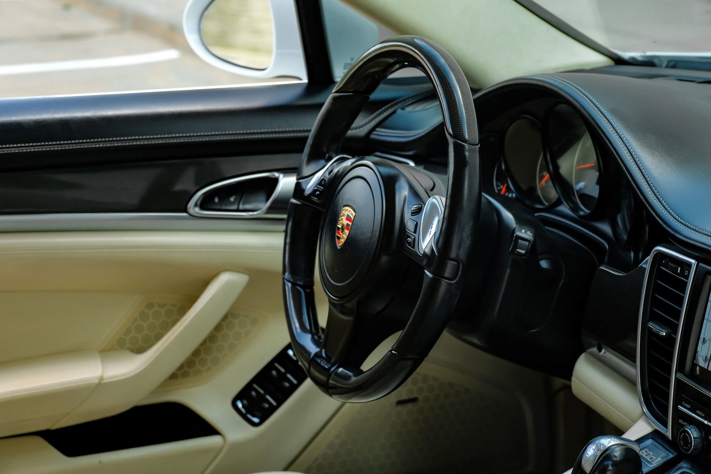 Used 2013 Porsche Panamera S RWD image 20