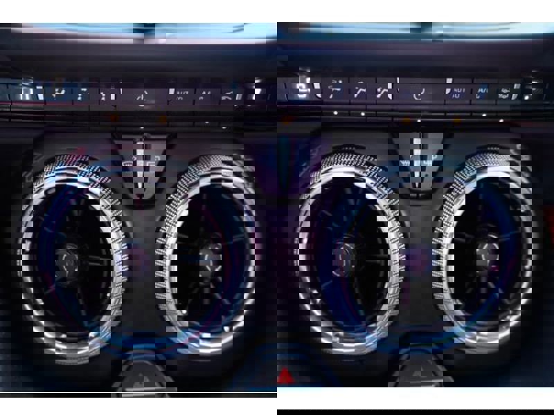 Used 2020 Chevrolet Camaro LT w/ RS Package image 22