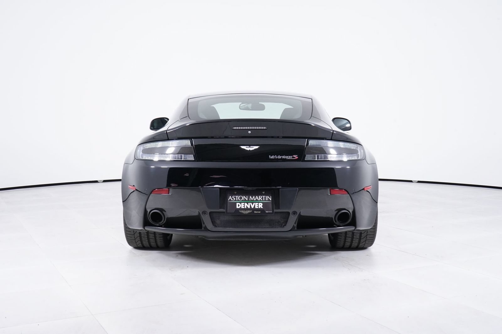 Used 2015 Aston Martin V12 Vantage S RWD image 6