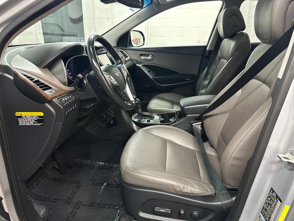 Used 2017 Hyundai Santa Fe Limited AWD/4WD image 19
