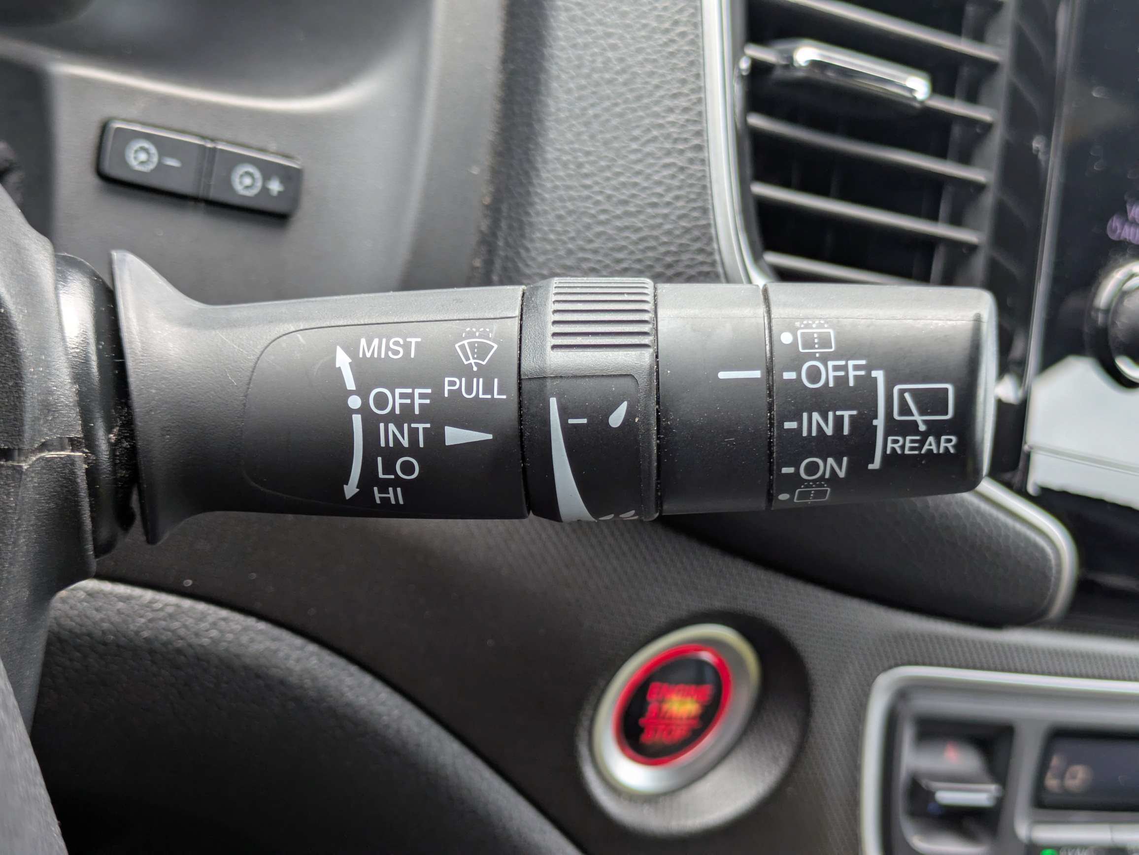 Used 2022 Honda Pilot TrailSport image 22