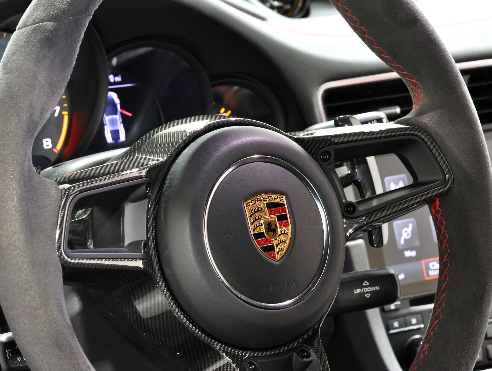 Used 2018 Porsche 911 GT2 RS RWD image 28