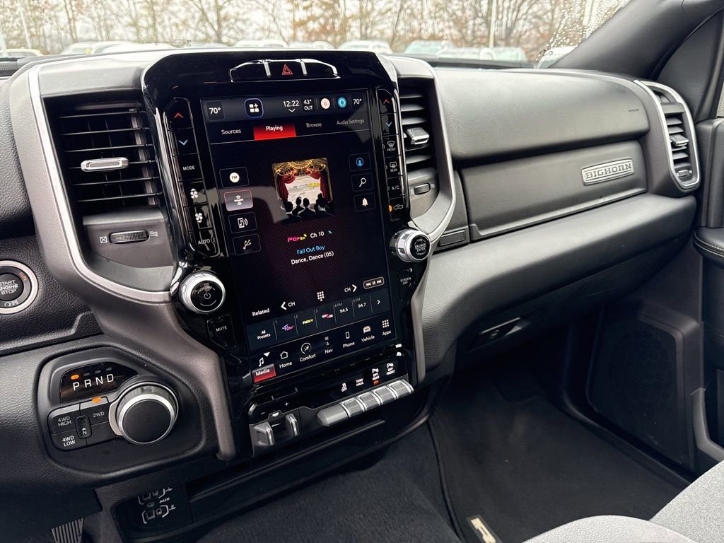 Used 2024 RAM 2500 Big Horn w/ Sport Appearance Package image 31