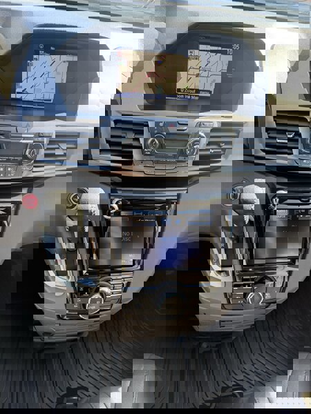 Used 2014 Honda Odyssey Touring image 12