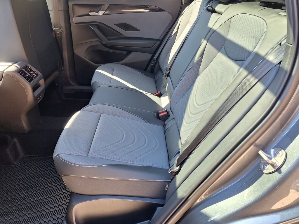 New 2026 Volkswagen Tiguan SE R-Line image 22