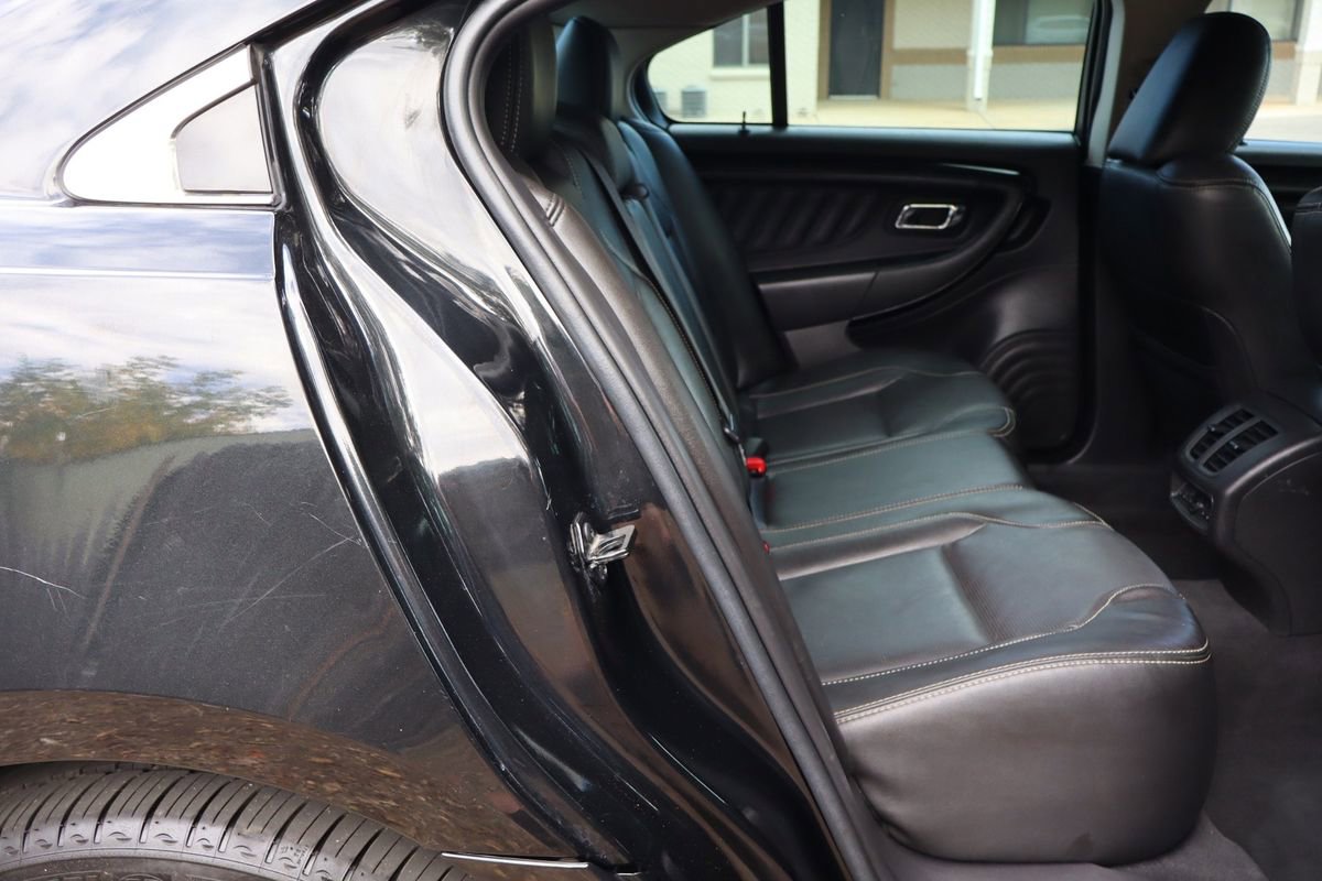 Used 2010 Ford Taurus Limited image 22
