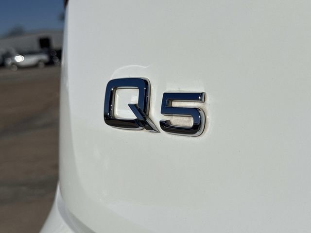Used 2018 Audi Q5 2.0T w/ Premium Plus Package image 11