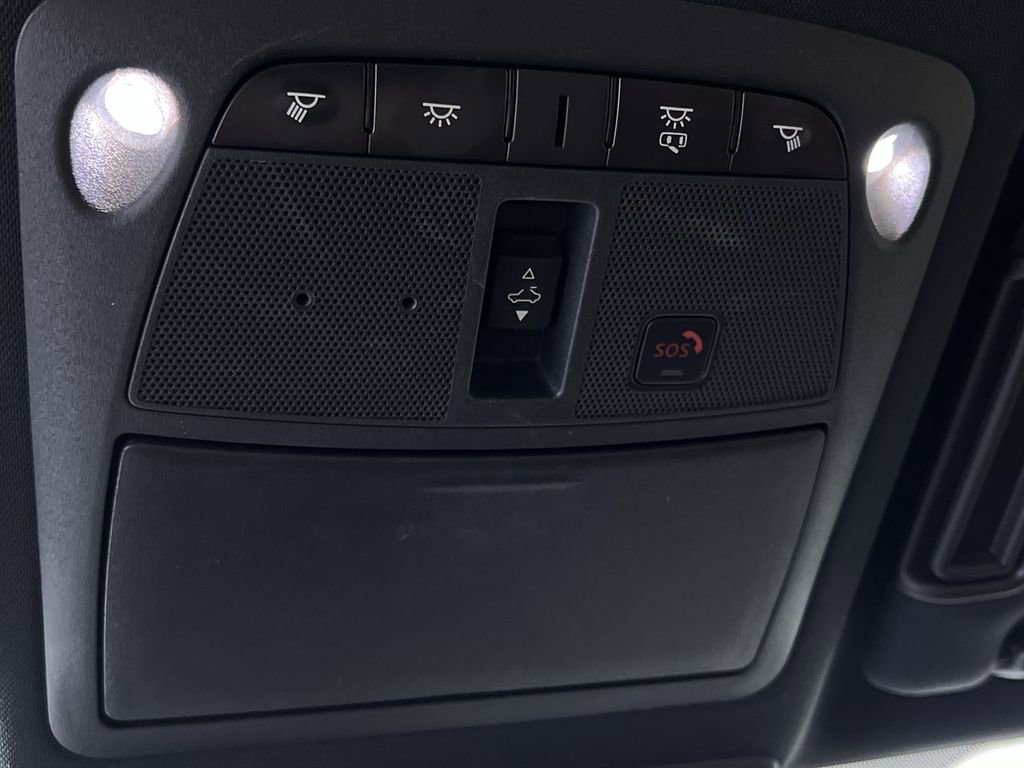 Used 2021 INFINITI QX80 Sensory w/ Cargo Package image 32