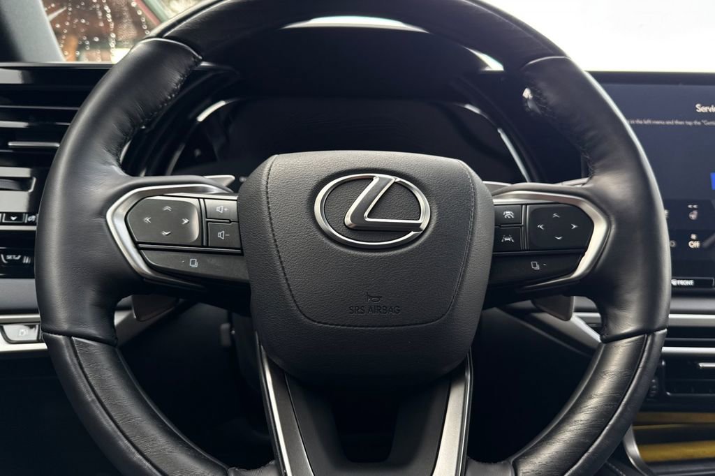 Used 2025 Lexus RX 450h AWD w/ Convenience Package image 27