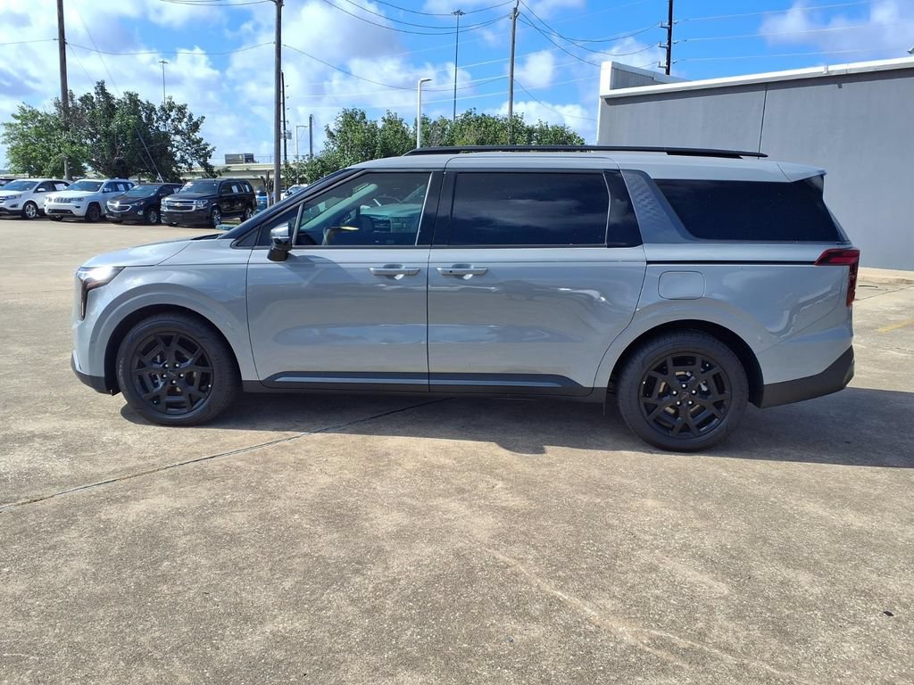 Certified 2026 Kia Carnival SX Prestige FWD image 5