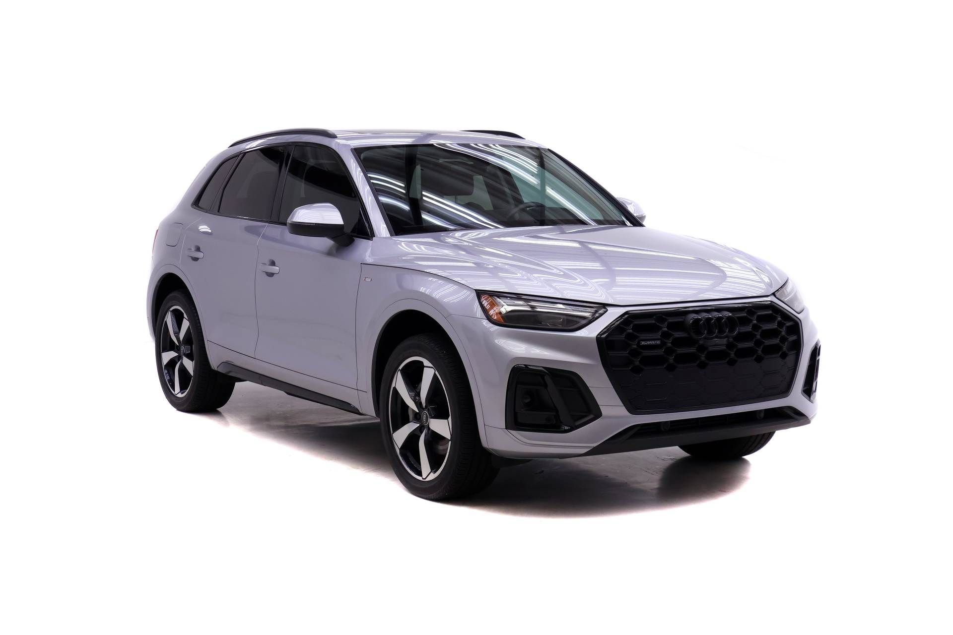 Certified 2023 Audi Q5 2.0T Premium Plus w/ Premium Plus Package AWD/4WD image 2