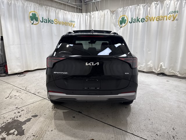 Certified 2026 Kia Sportage EX w/ EX Panorama Roof Package AWD/4WD image 18