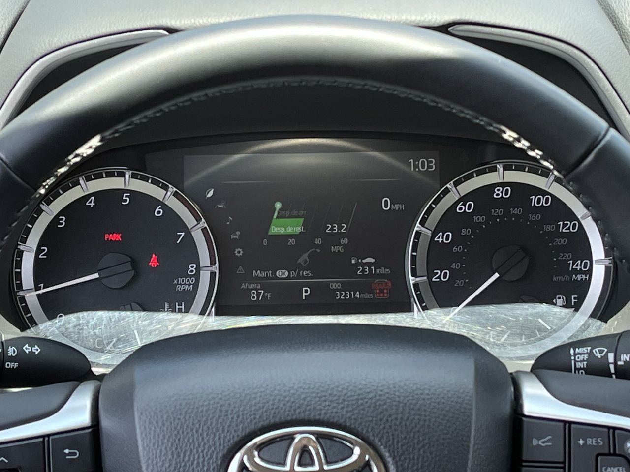 Used 2025 Toyota Highlander XLE AWD/4WD image 13
