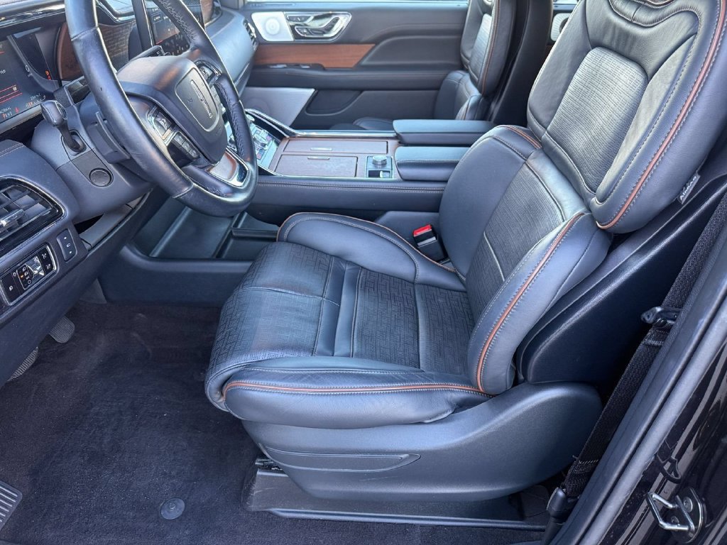 Certified 2023 Lincoln Navigator L Black Label AWD/4WD image 12