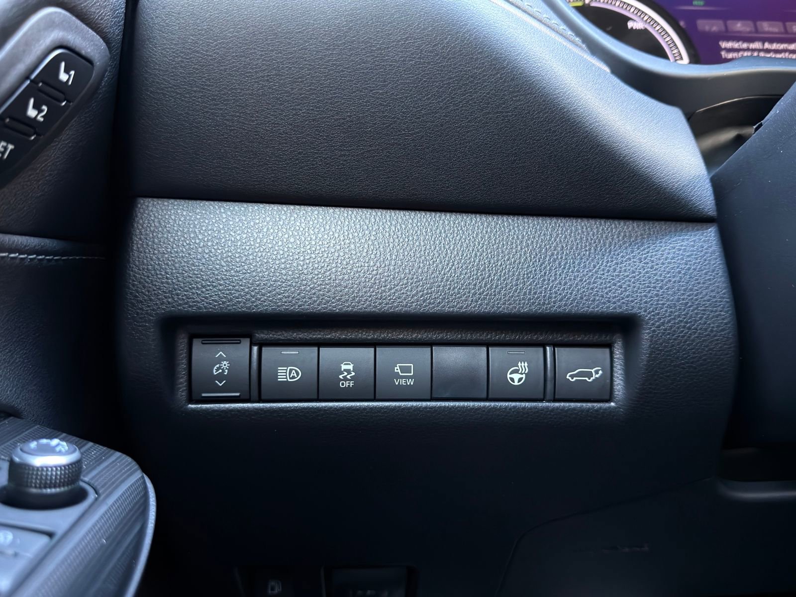 Used 2021 Toyota Venza Limited w/ Advanced Technology Package image 23