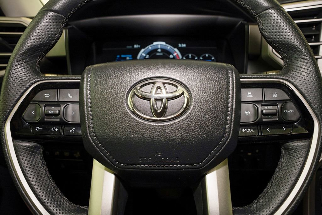 Used 2023 Toyota Sequoia SR5 w/ SR5 Premium Package AWD/4WD image 23