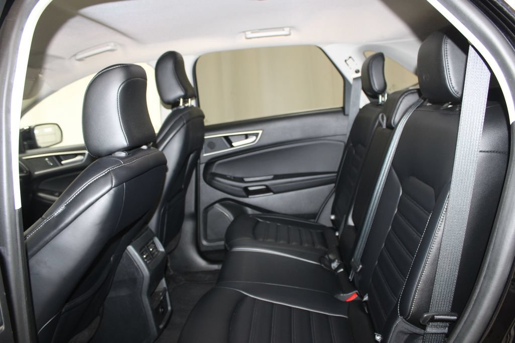 Used 2024 Ford Edge SEL AWD/4WD image 29