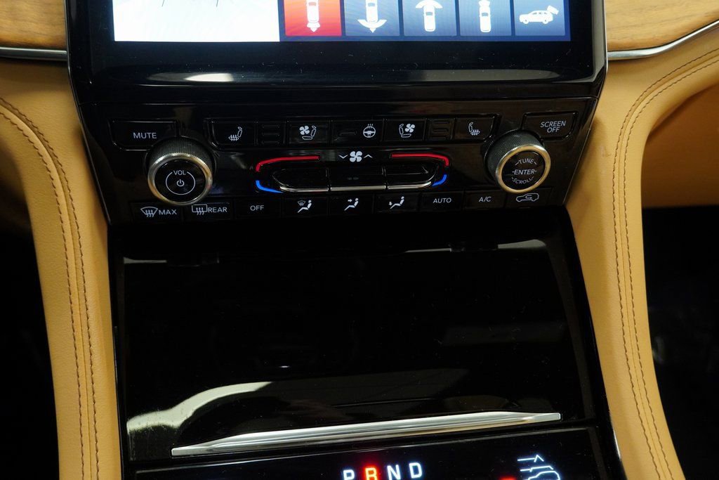 Certified 2024 Jeep Grand Cherokee L Summit image 41