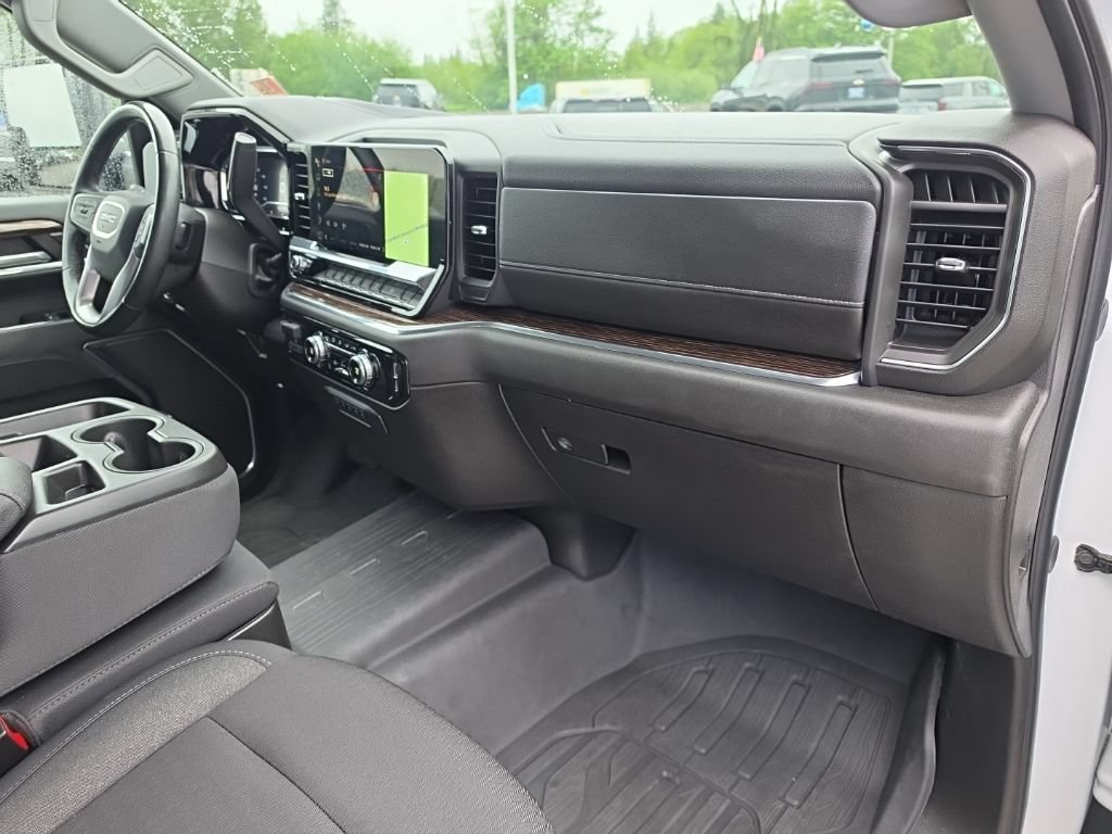 Used 2024 GMC Sierra 3500 SLE AWD/4WD image 30