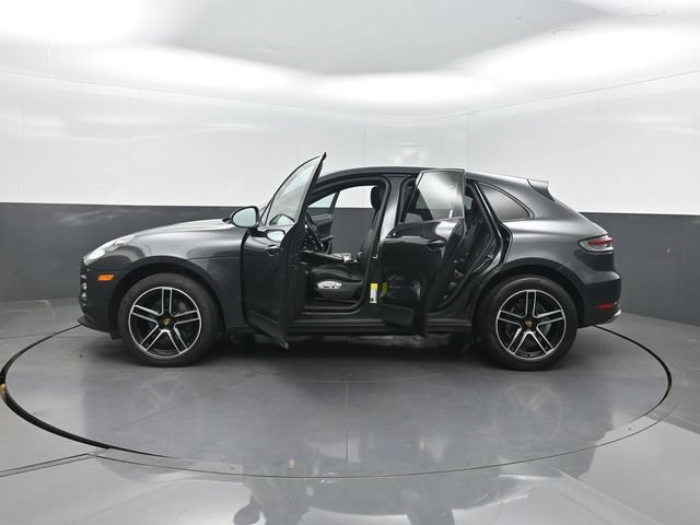 Used 2020 Porsche Macan AWD/4WD image 37