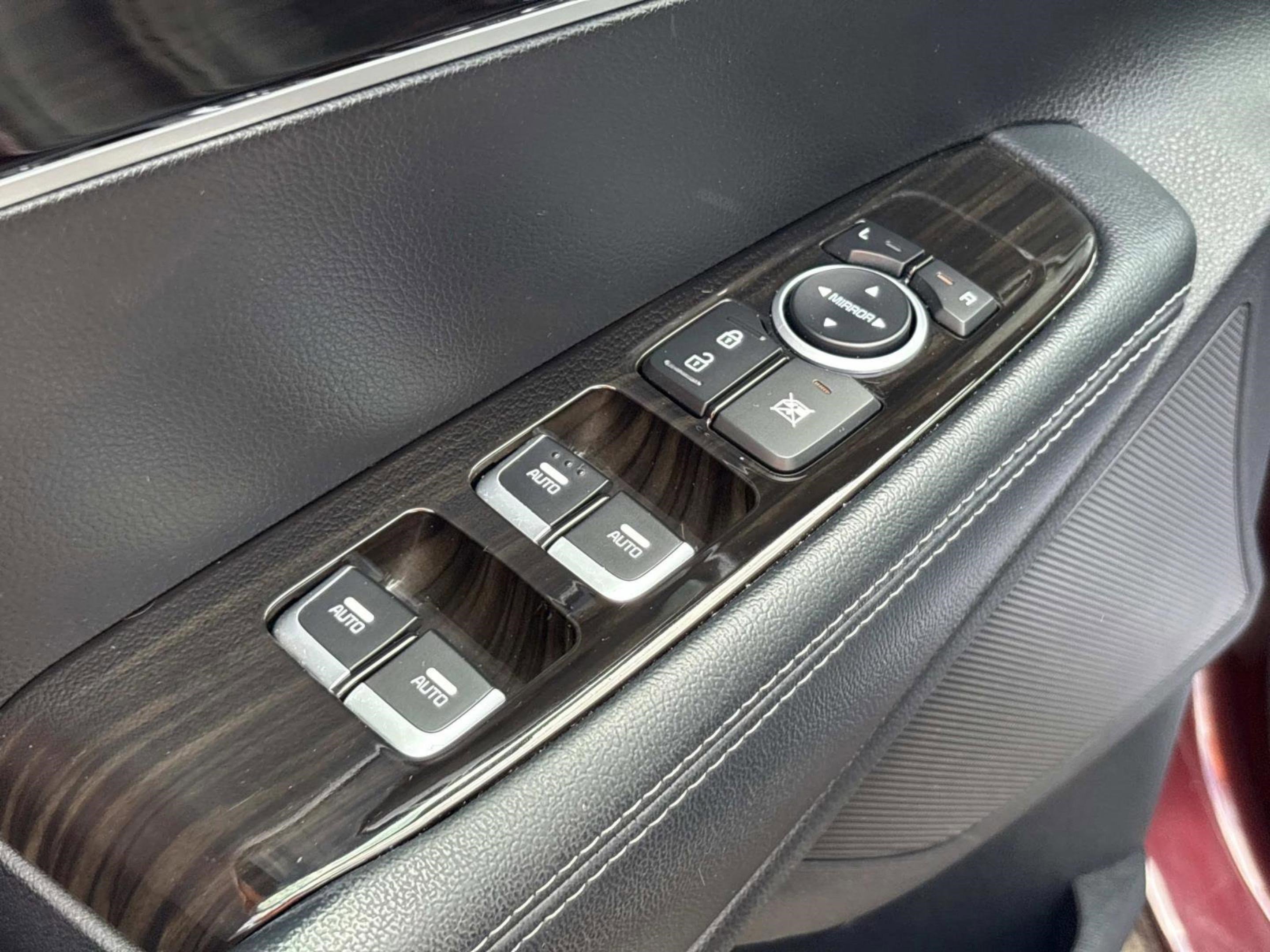Used 2020 Kia Sorento LX w/ LX I4 Convenience Package image 21