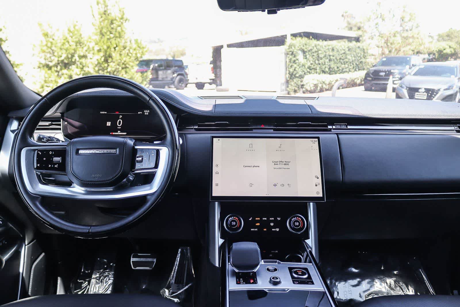 Used 2023 Land Rover Range Rover Long Wheelbase SE AWD/4WD image 12