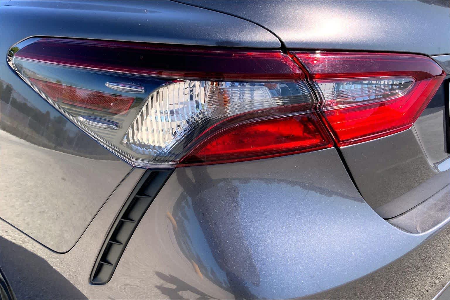 Used 2023 Toyota Camry SE w/ Convenience Package FWD image 28