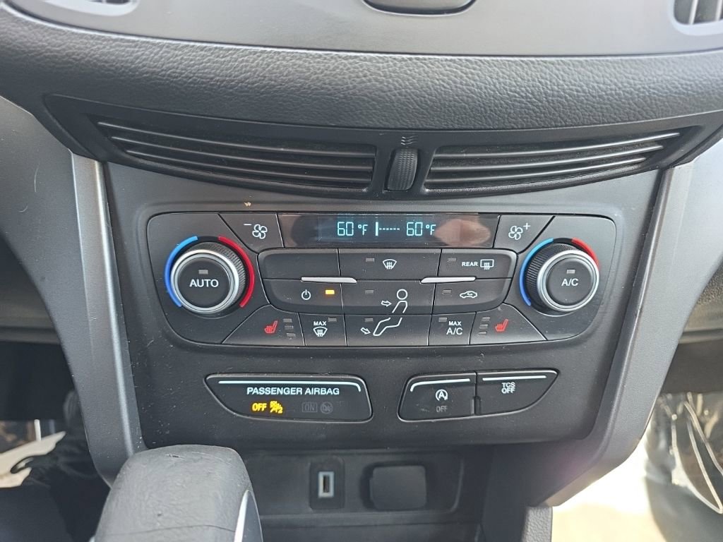 Used 2018 Ford Escape SE image 15