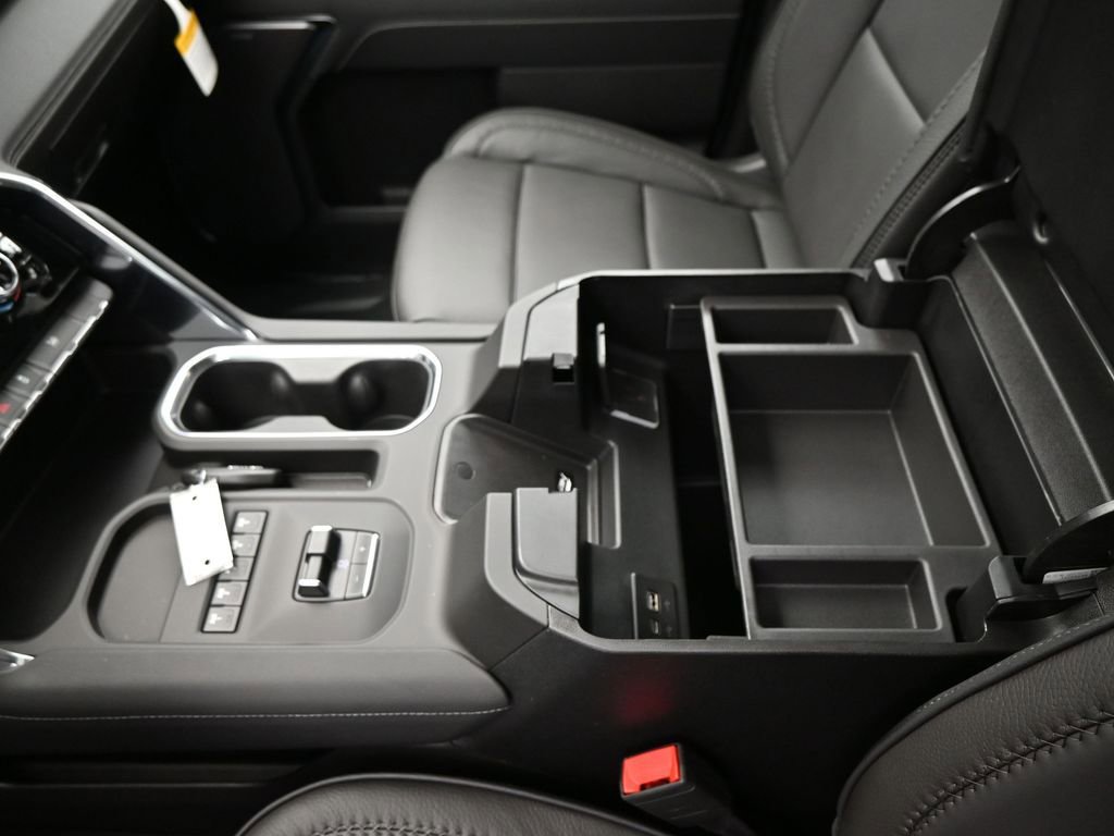 New 2026 GMC Sierra 3500 Denali w/ Denali Reserve Package image 16